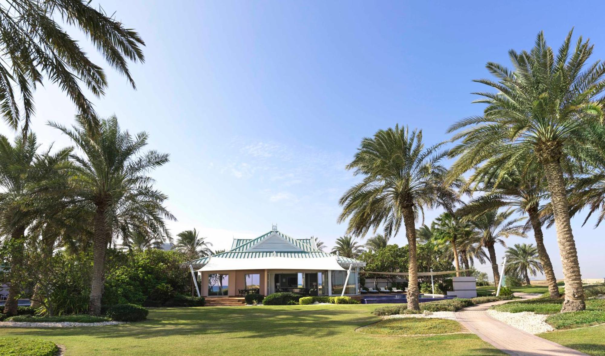 The Ritz-Carlton, Bahrain Hotel Manama Exterior photo